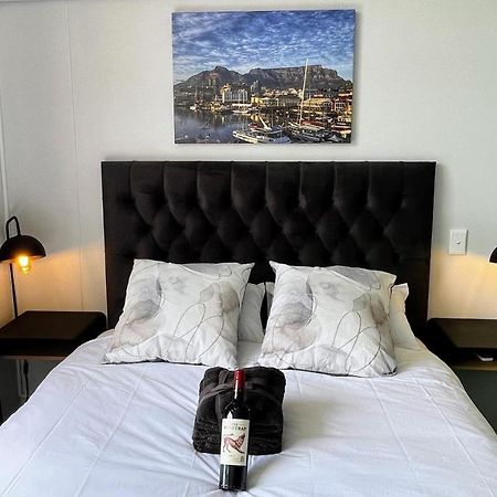 Modern Luxury Studio With Breathtaking City Views - No Load Shedding Ciudad del Cabo Exterior foto