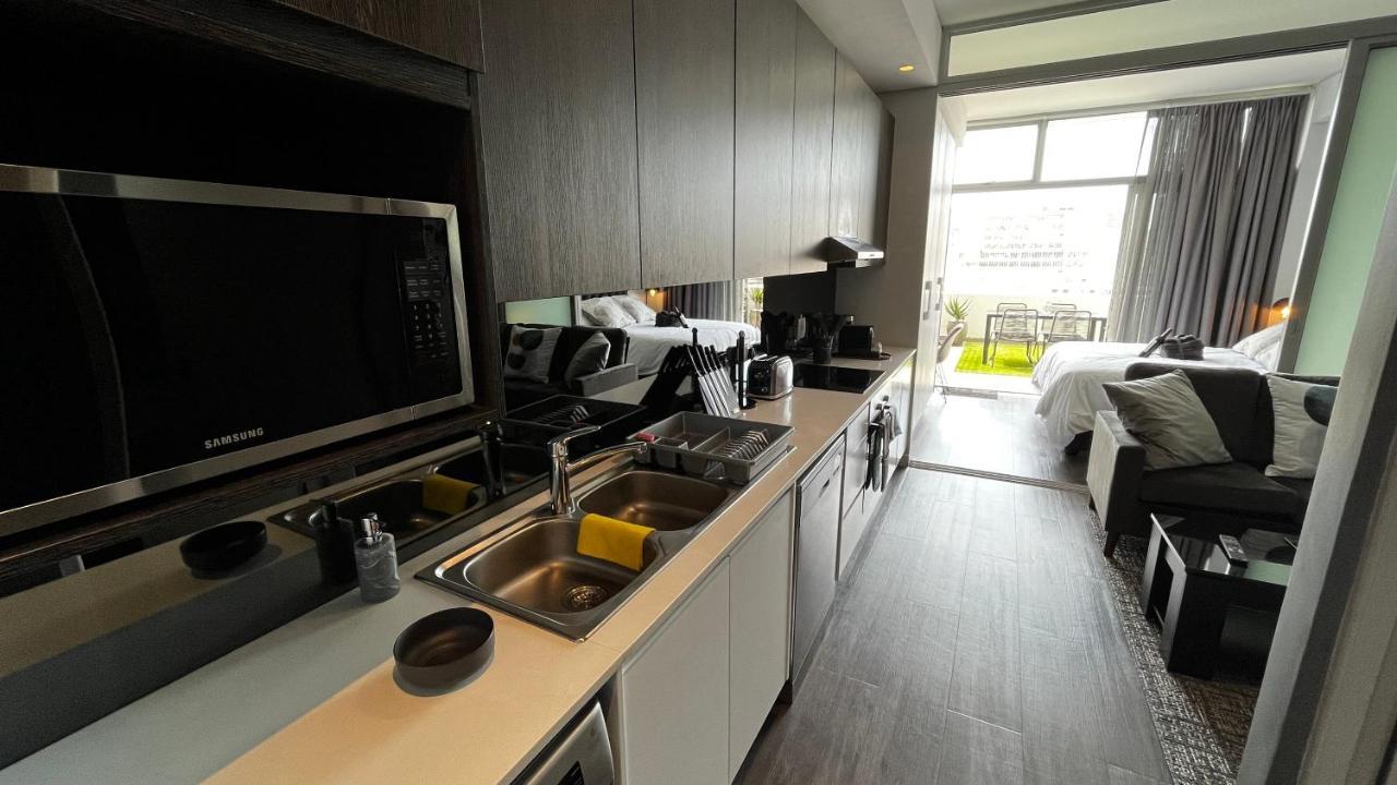 Modern Luxury Studio With Breathtaking City Views - No Load Shedding Ciudad del Cabo Exterior foto
